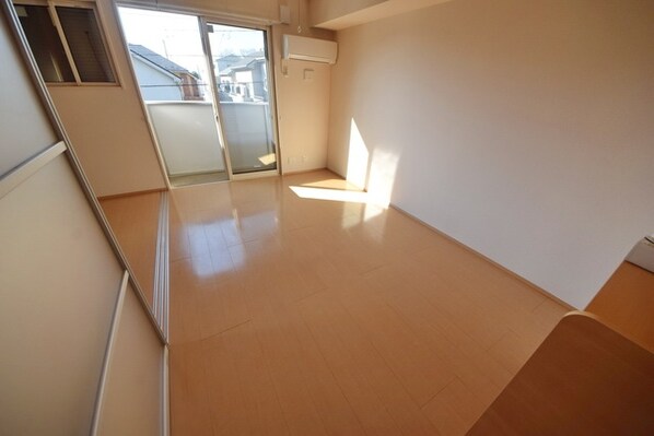 ゼルコヴァ北野の物件内観写真